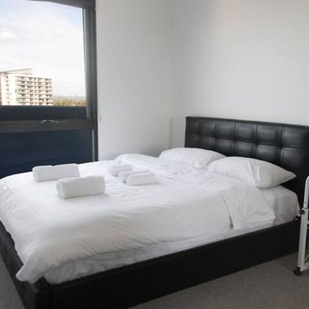 New Spacious 2 Bedroom With Gorgeous City Views Melbourne Exteriör bild